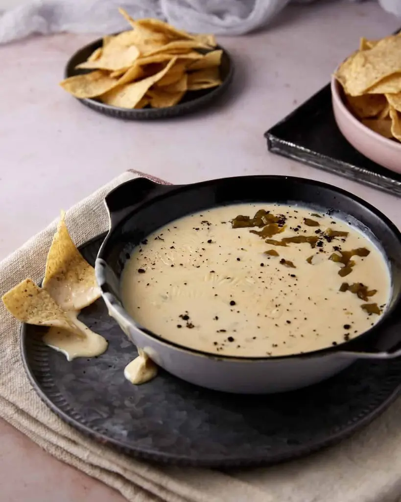 How To Make A Queso Dip At Home?